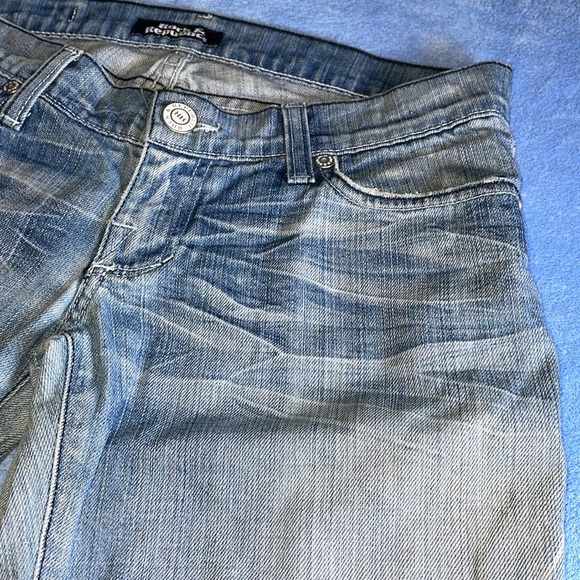 Rock & Republic Women’s Capris.  Size 27. - Picture 5 of 12